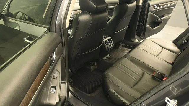 Certified Used 2021 Gray Pearl Honda Touring image 10