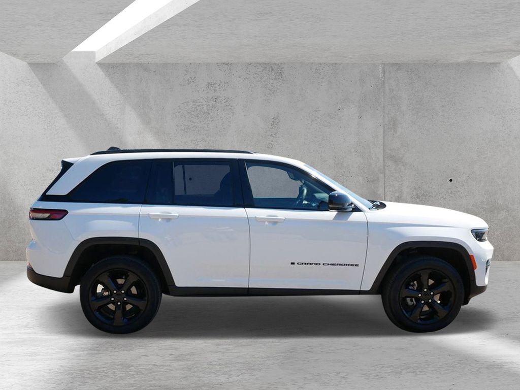 Certified Used 2023 White Jeep Altitude X image 2