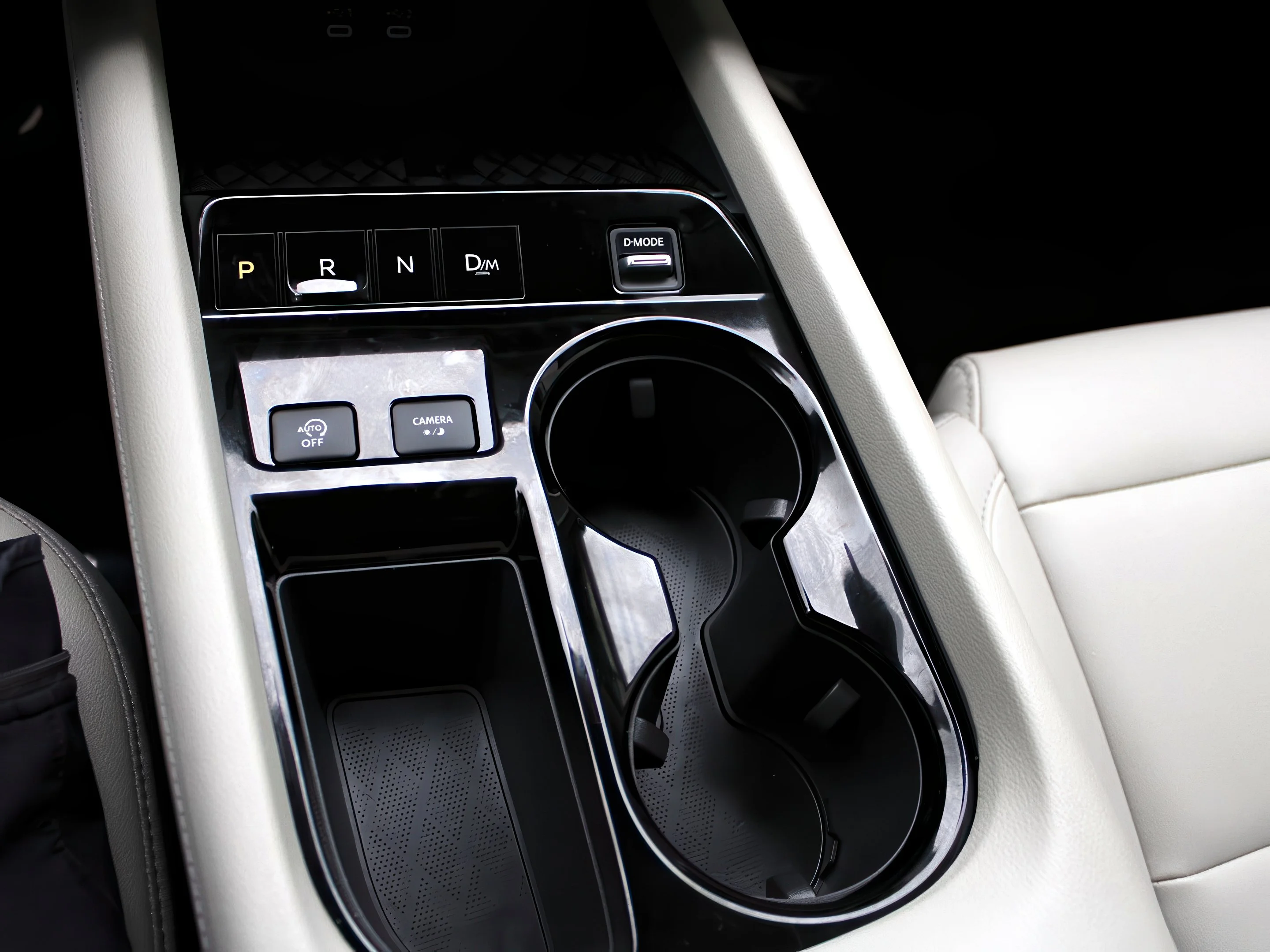 Used 2025 Black Nissan SV image 24