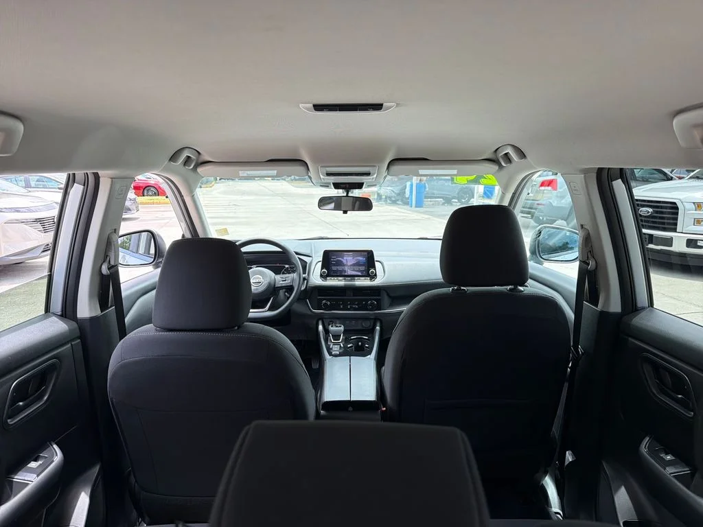 Certified Used 2024 Silver Nissan S image 31