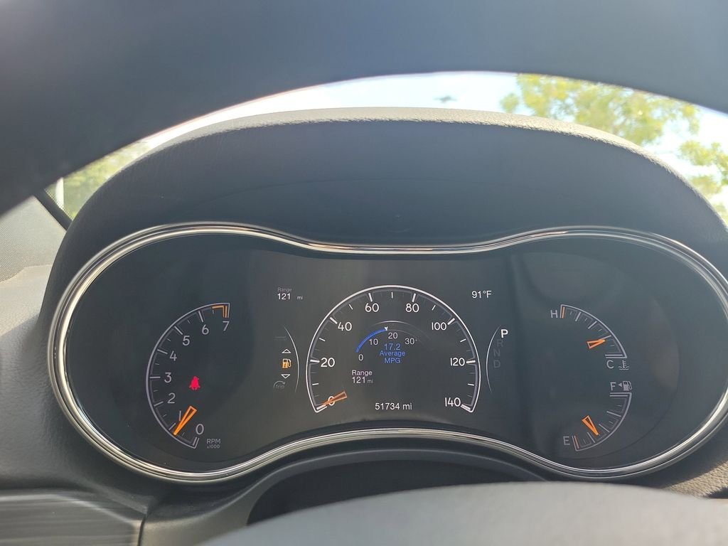 Used 2021 Black Jeep Laredo E image 21