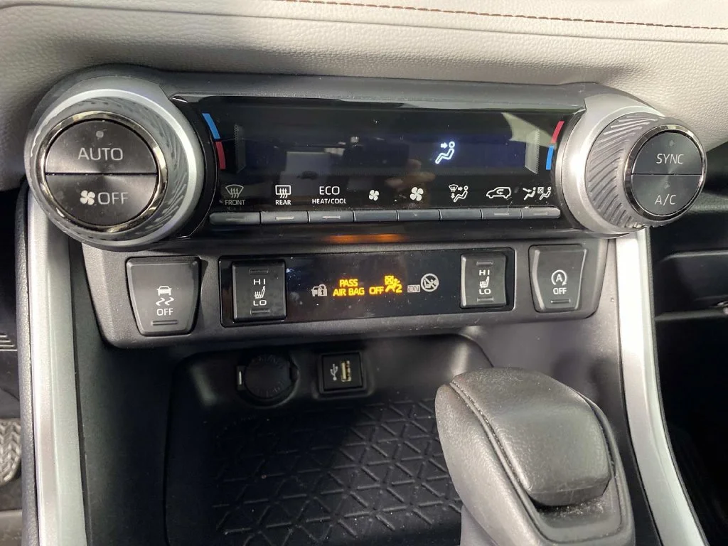 Used 2024 Blueprint Toyota XLE image 27