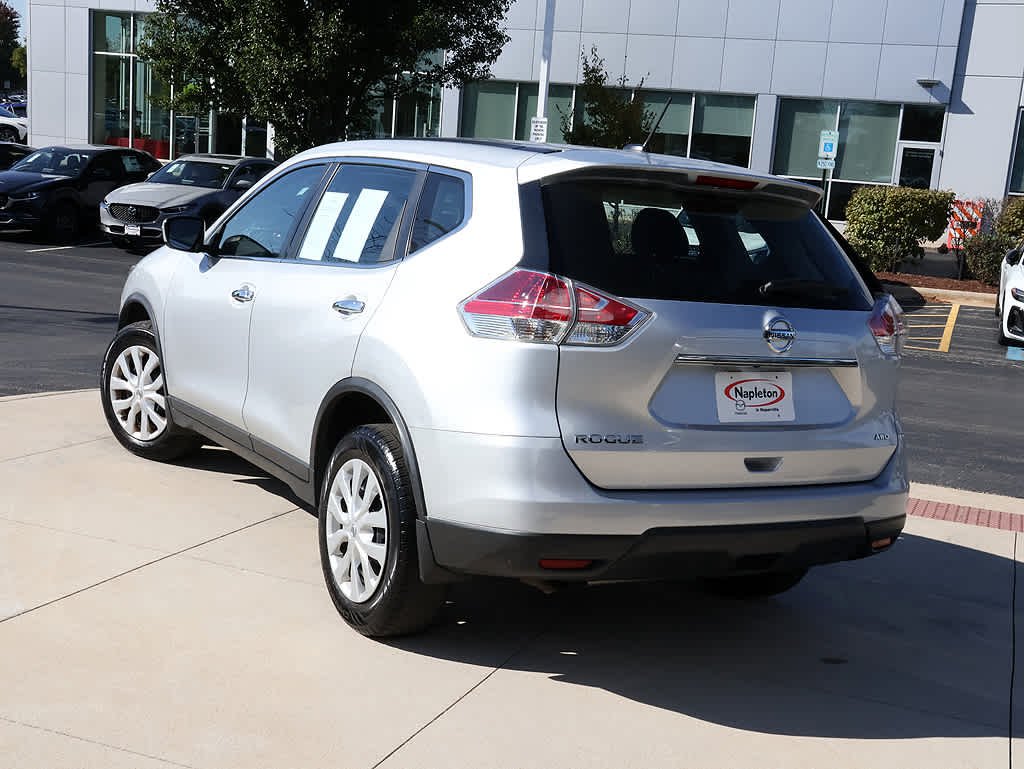 Used 2015 Brilliant Silver Nissan S image 8