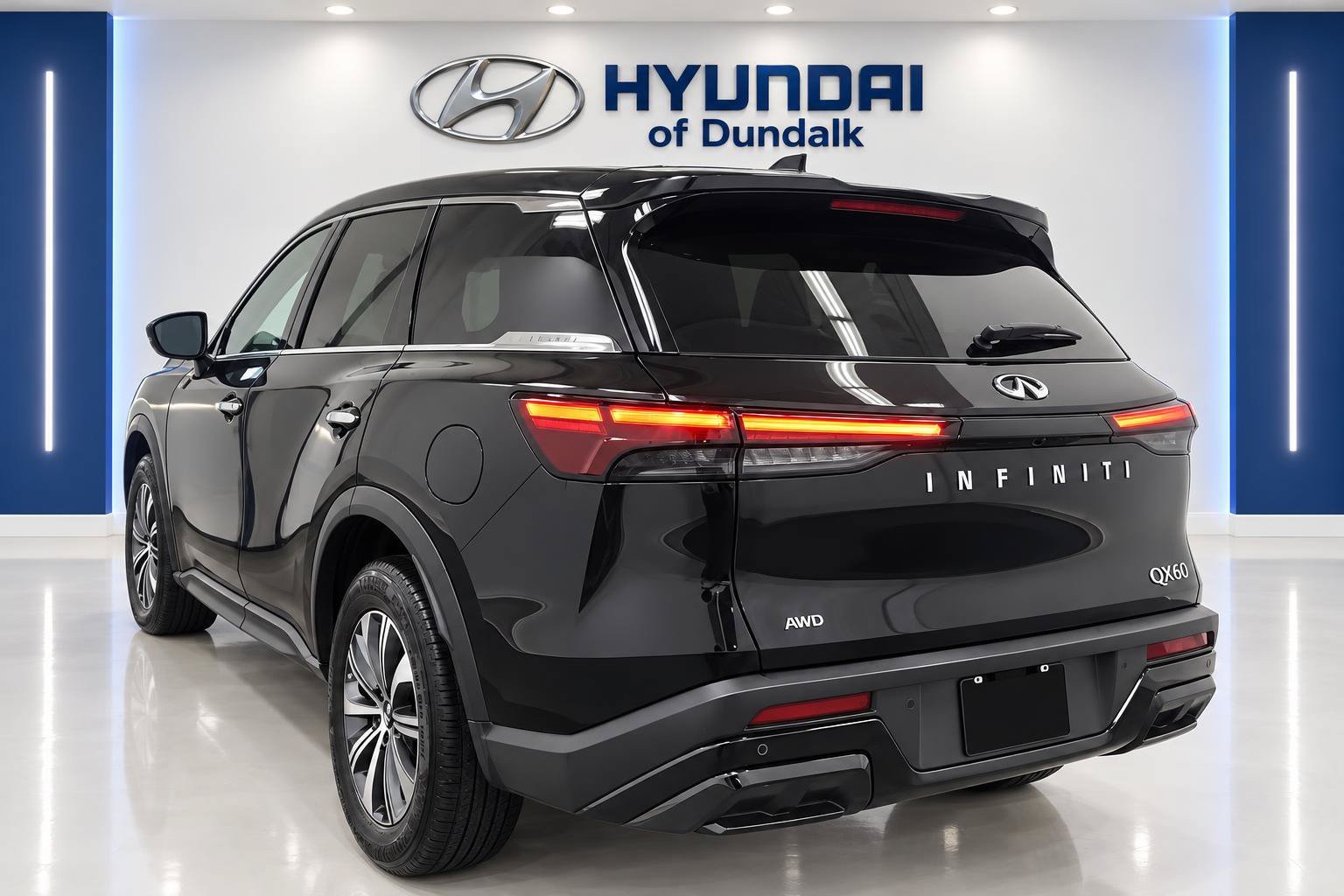 Used 2024 Black INFINITI PURE image 2