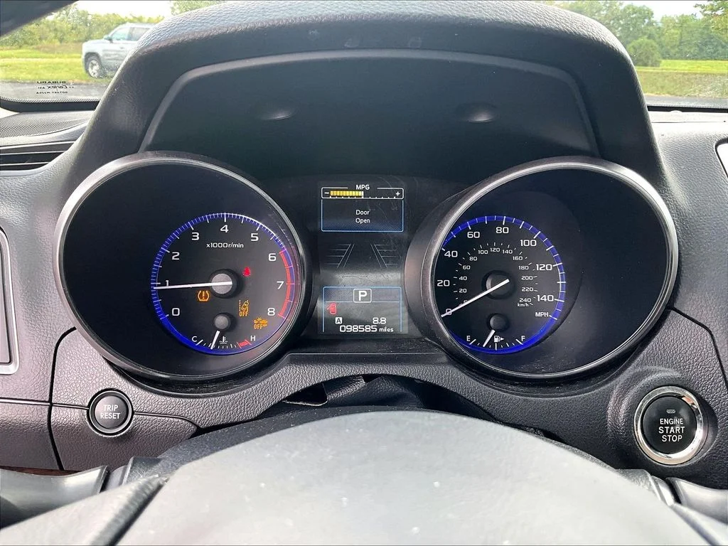 Used 2017 White Subaru 2.5i image 20