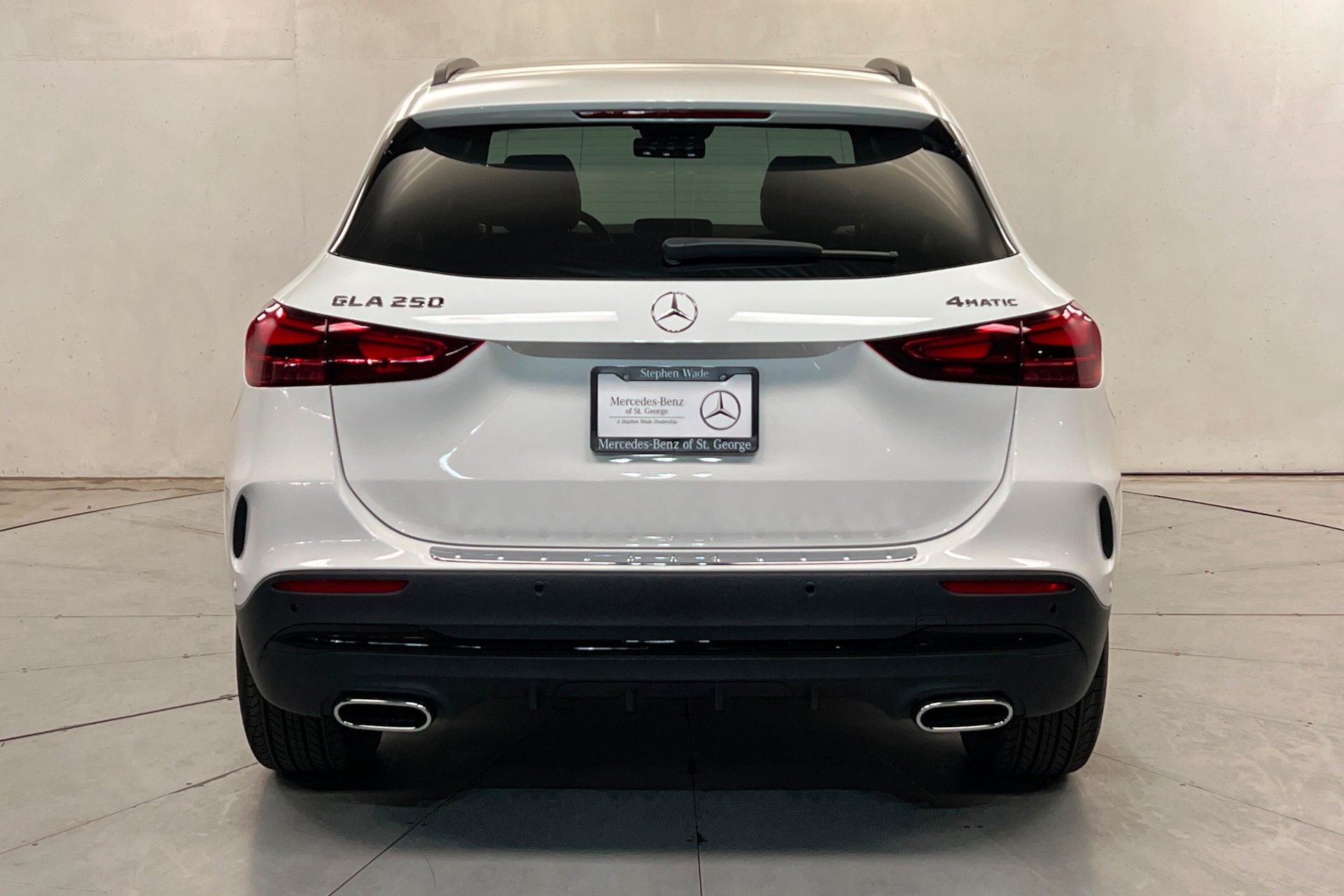 New 2026 Polar White Mercedes-Benz GLA 250 image 30