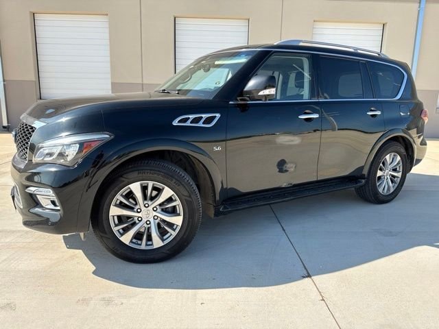 2017 INFINITI QX80 