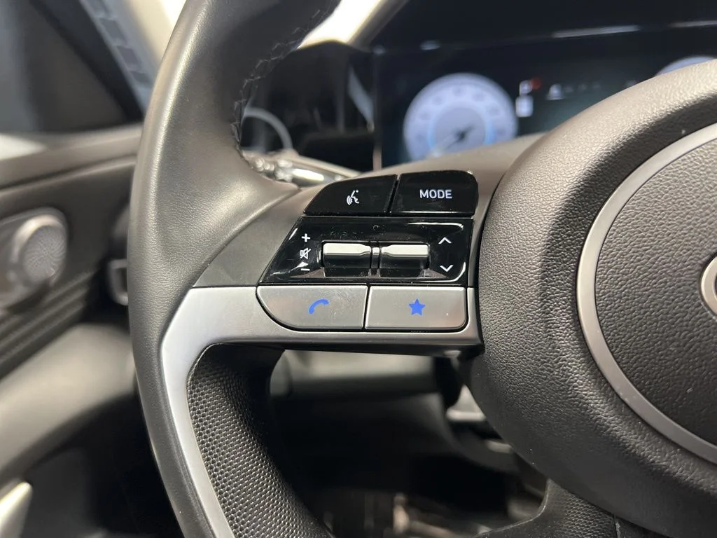 2025 Hyundai Elantra SEL - Photo 31