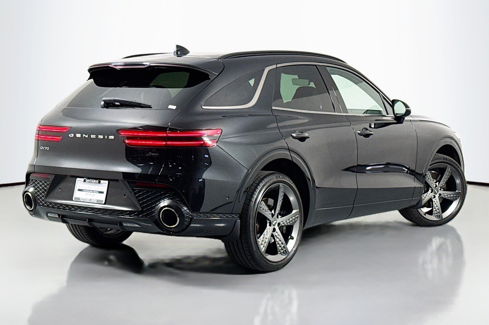 2023 GENESIS GV70 Standard - Photo 11
