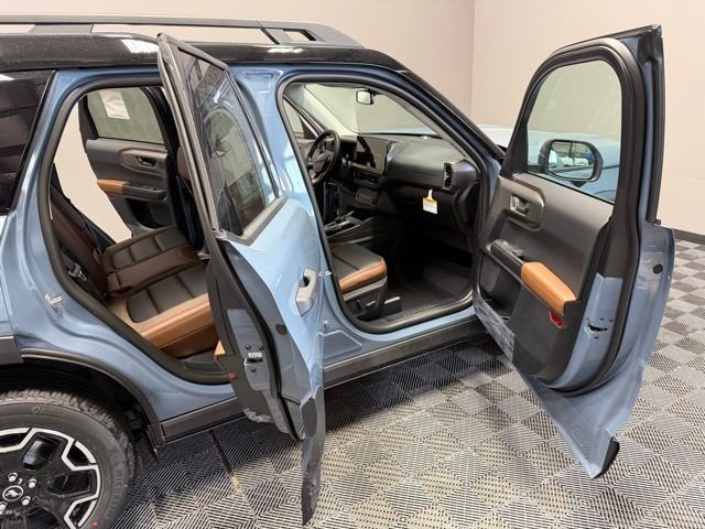 New 2026 Azure Gray Metallic Tri-Coat Ford Outer Banks® image 20