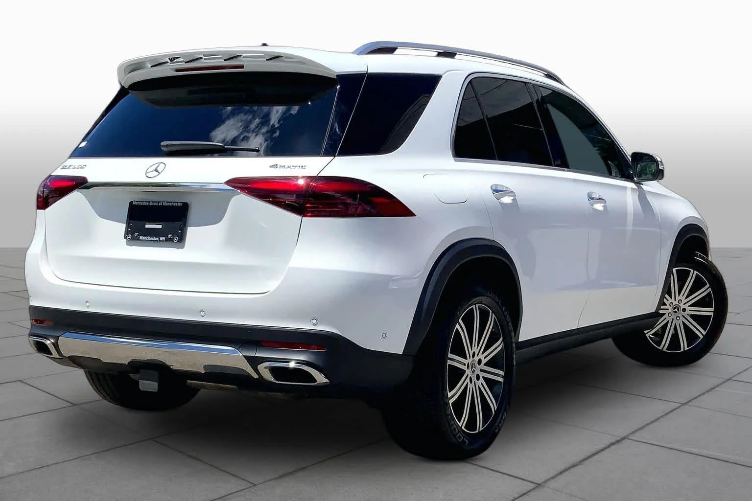 Certified Used 2026 Polar White Mercedes-Benz GLE 350 image 13