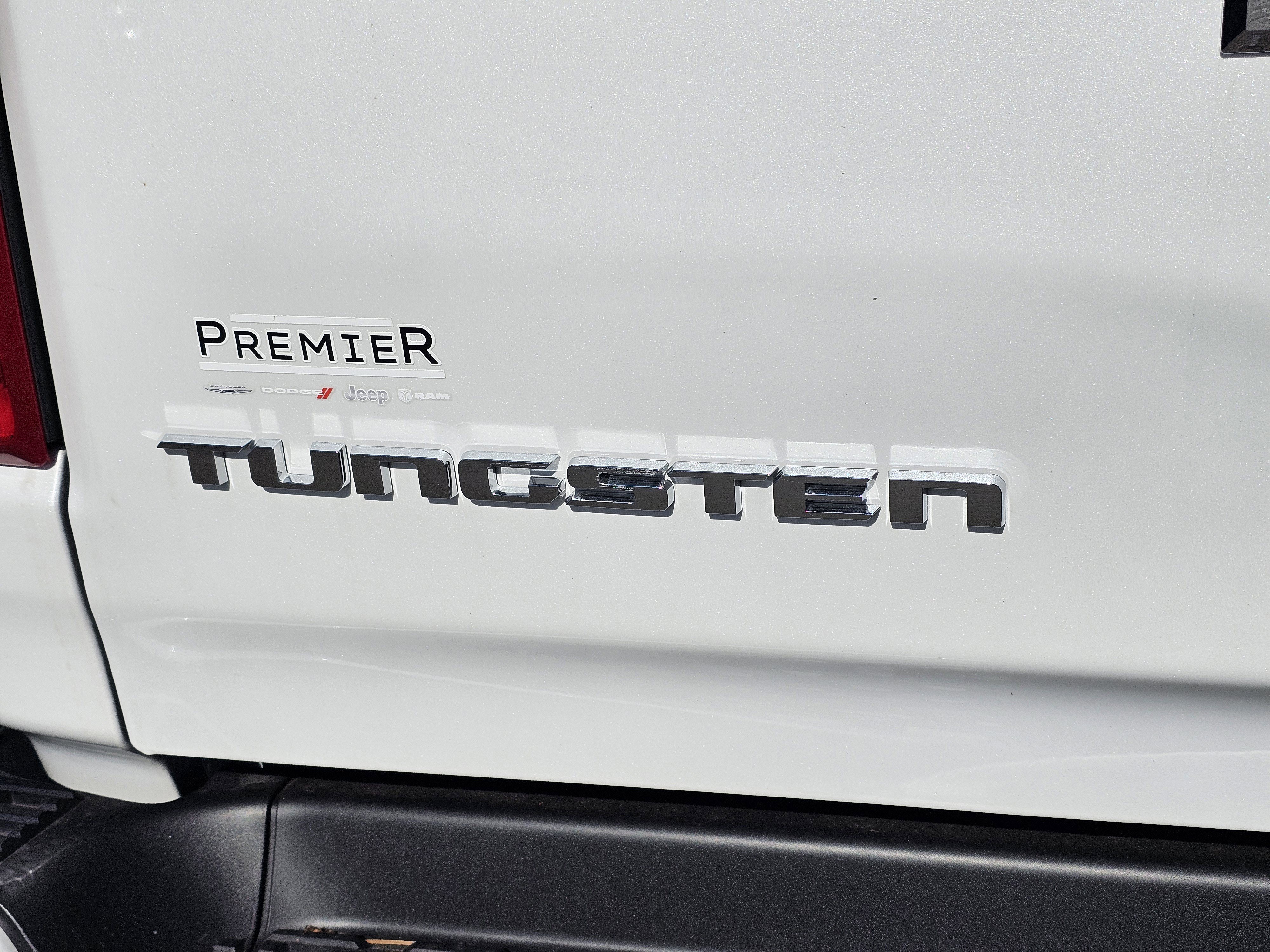 New 2025 Ivory White Tri-Coat Pearlcoat Ram Tungsten image 12