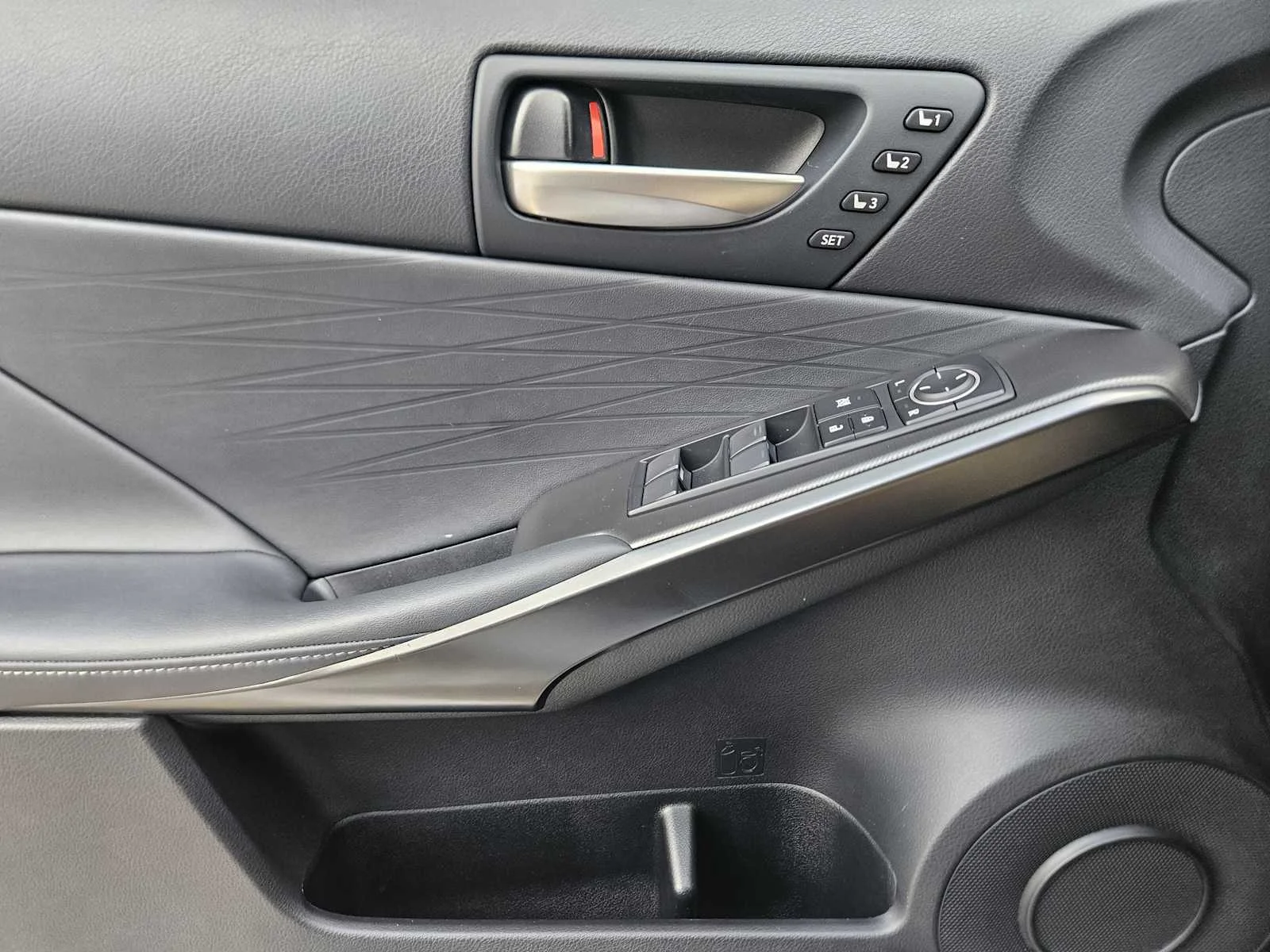 Used 2023 Atomic Silver Lexus F SPORT image 18