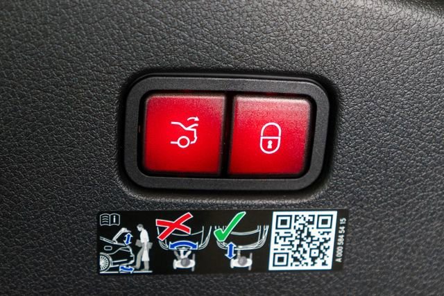 New 2026 Obsidian Black Metallic Mercedes-Benz CLE 450 image 66