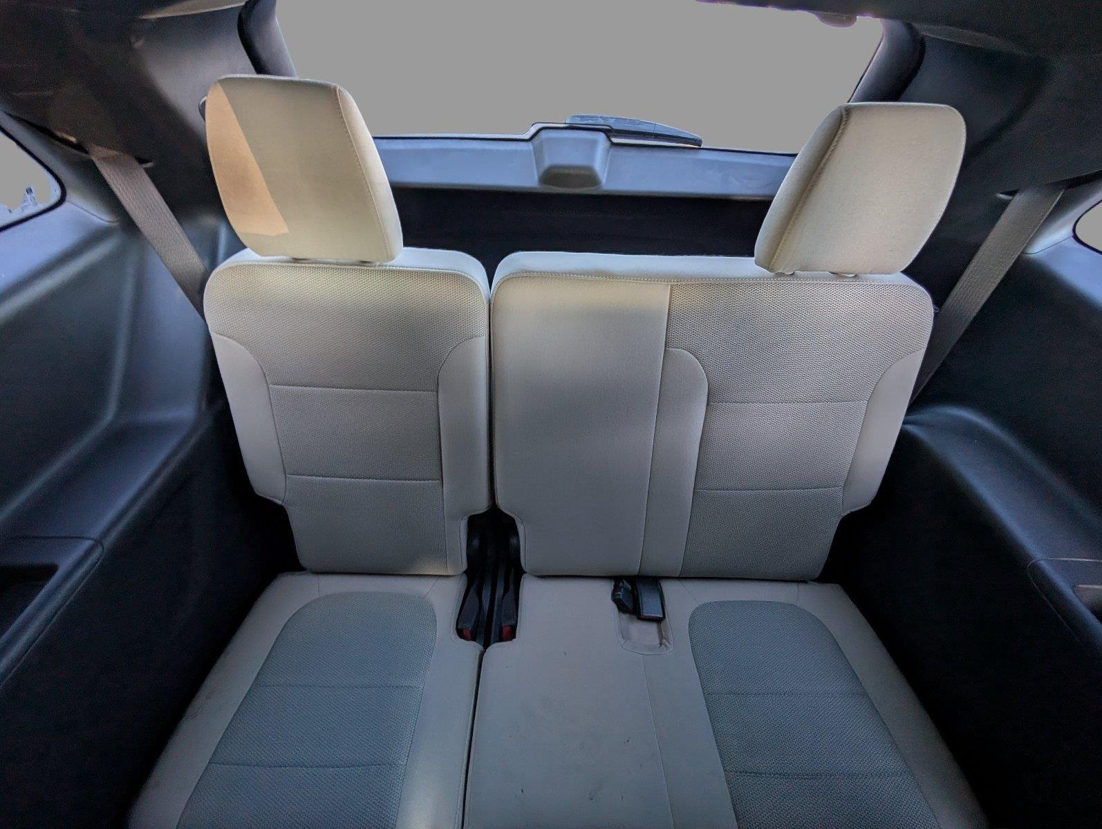 Used 2022 SUMMIT WHITE Chevrolet LS image 34
