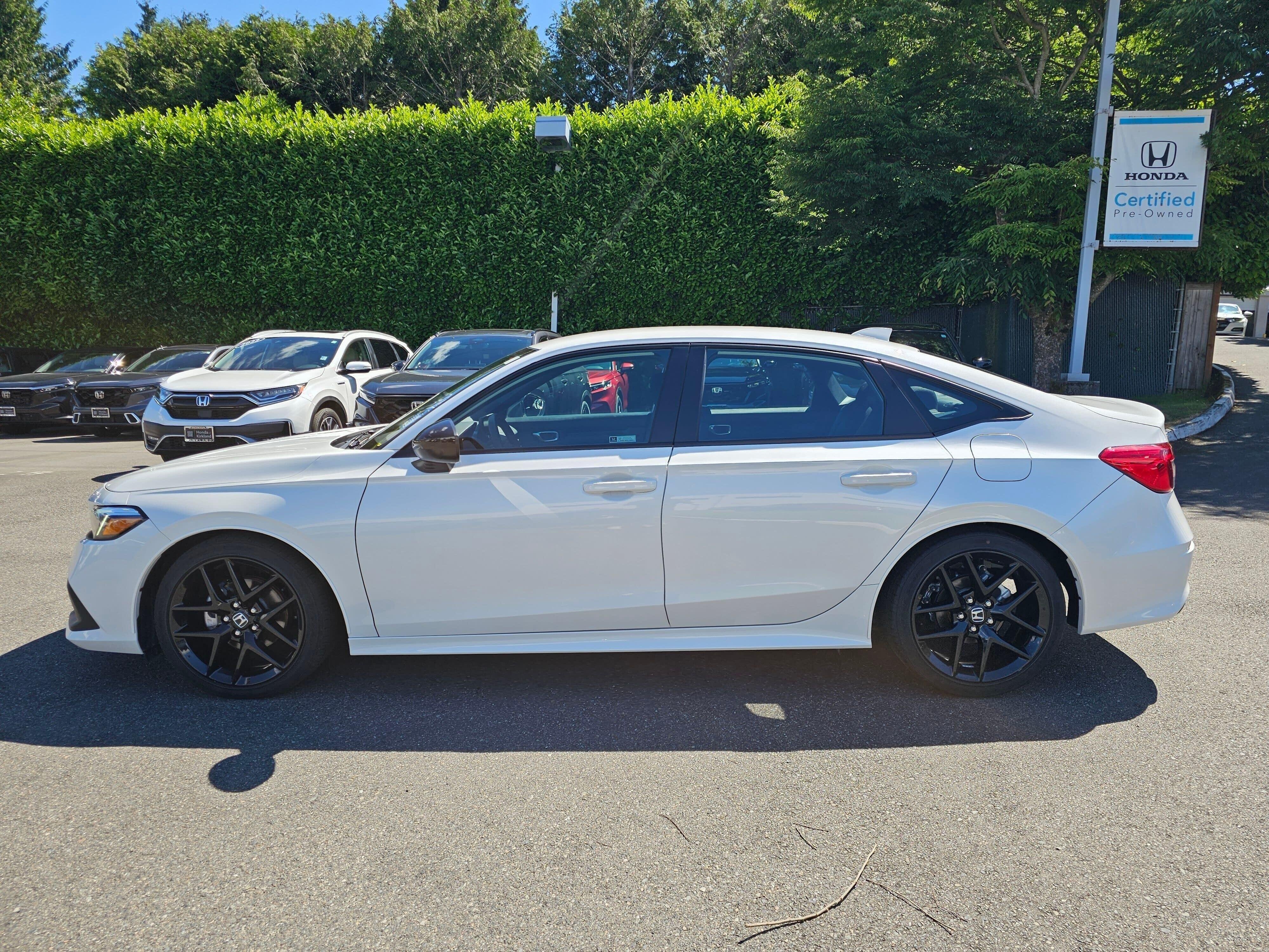 Used 2023 Platinum White Pearl Honda Sport image 4