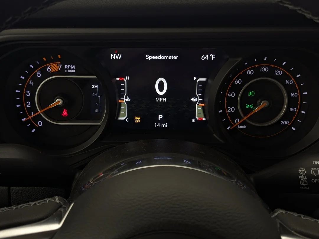New 2026 White Jeep Sahara - - 4x4 - Body- Color Top - Side Steps - 2.0L Turbo - Remote Start & More! image 17