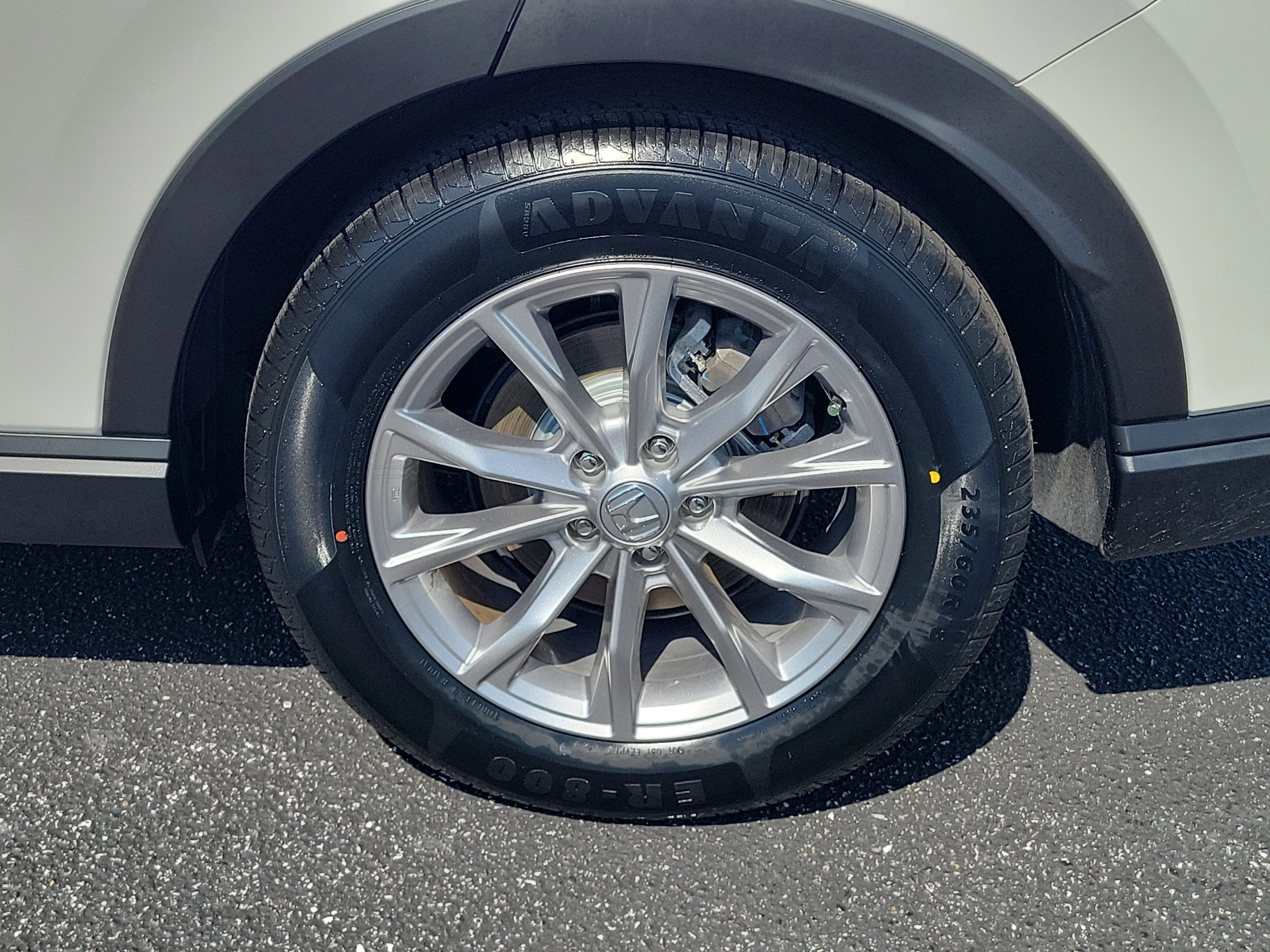 Certified Used 2025 Platinum White Pearl Honda EX-L image 31