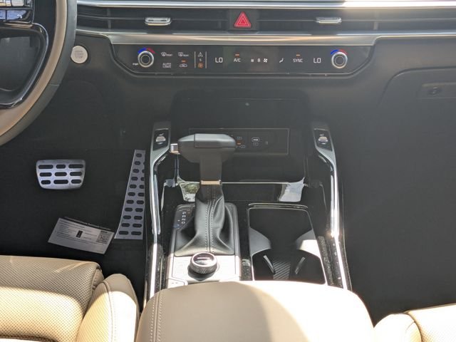 New 2026 Glacial White Pearl Kia X-Line SX Prestige AWD image 19