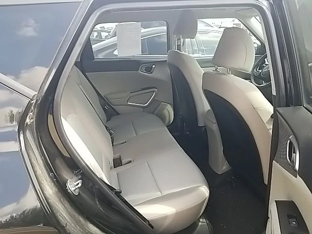 Used 2025 Black Kia LX image 31