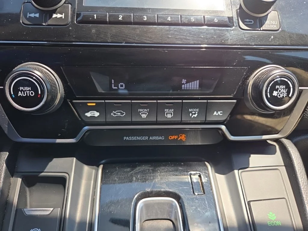 Used 2017  Honda LX image 18