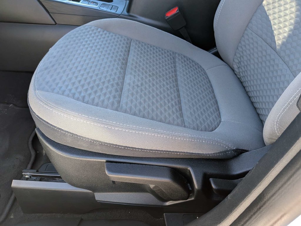 Used 2021 White Ford SE image 27