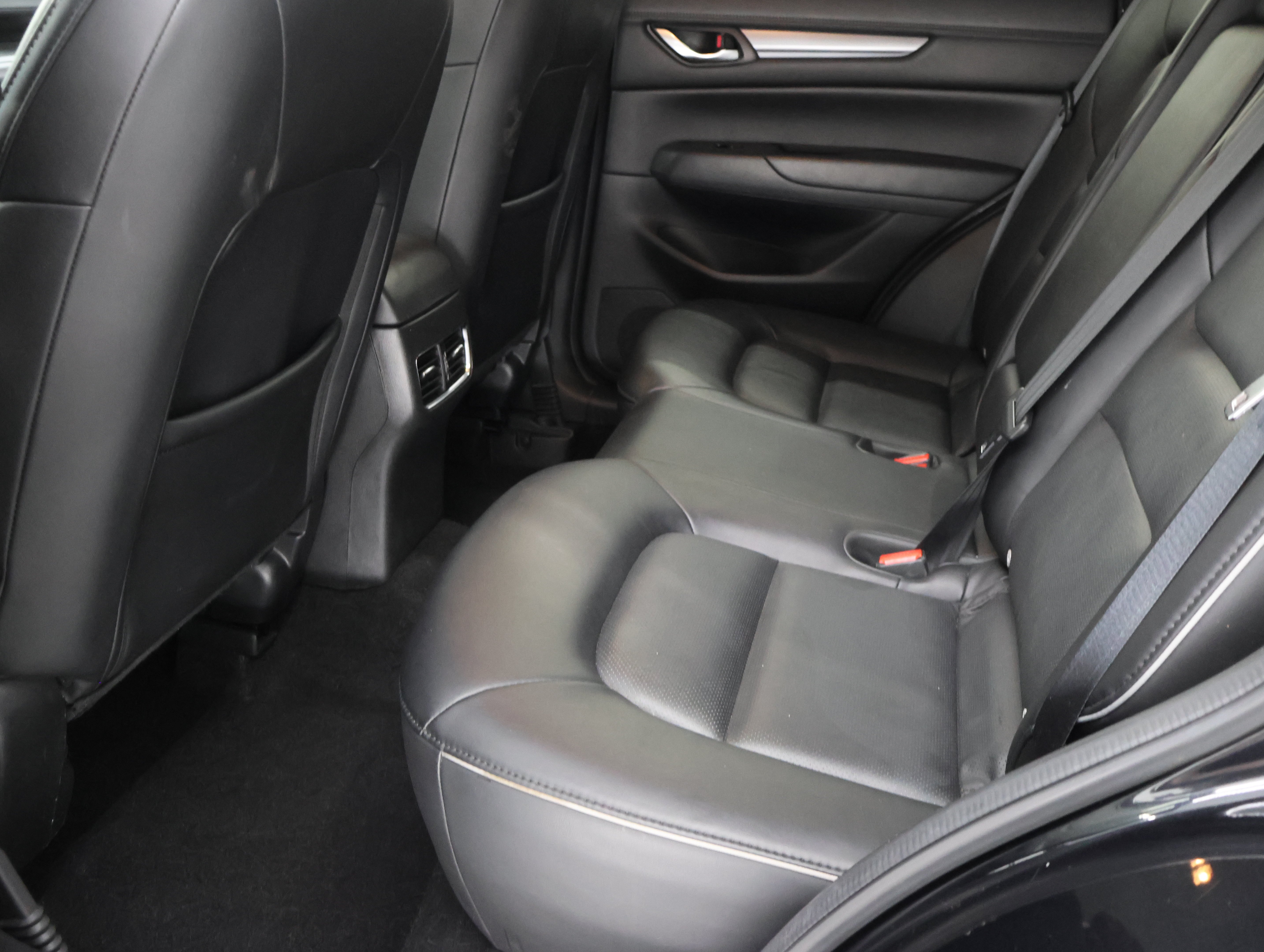 Used 2024 Jet Black Mica Mazda 2.5 S Select Package AWD: S SELECT-AWD-NAV-HEATED LEATHER-BACKUP CAM-BLIND SPOT-1 OWNER image 34