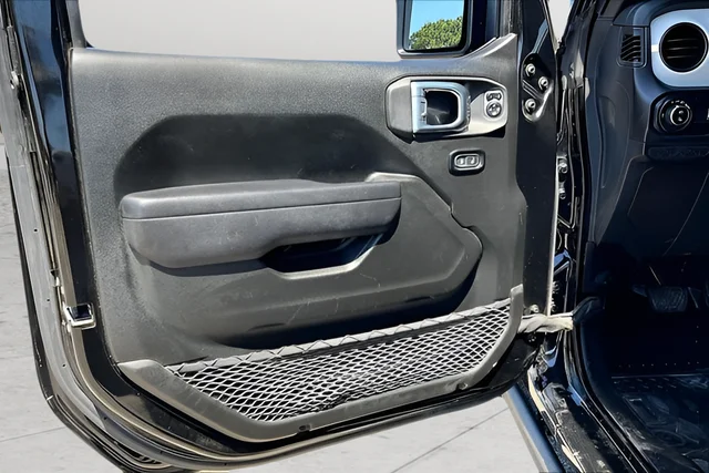 Used 2024 Black Jeep Sport S image 16