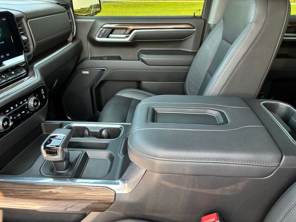 Used 2022 Gray Chevrolet LT Trail Boss image 18