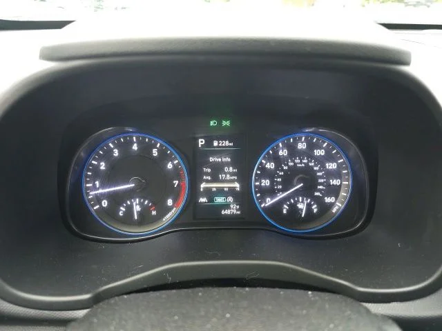 Used 2022 Black Hyundai SEL image 11