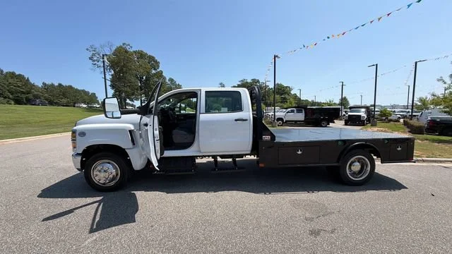 Used 2023 Summit White Chevrolet Work Truck image 14