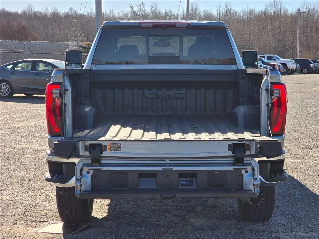 New 2026 Sterling Metallic GMC SLT image 21