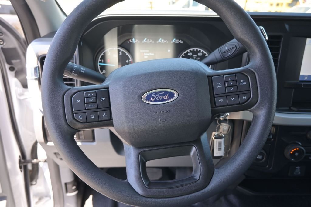 New 2026 Oxford White Ford XL image 11