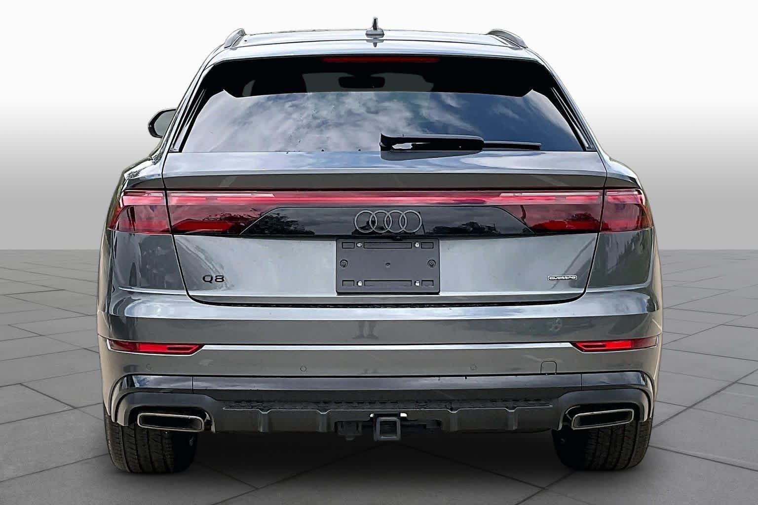 Used 2026 Daytona Gray Pearl Effect Audi Premium Plus image 5