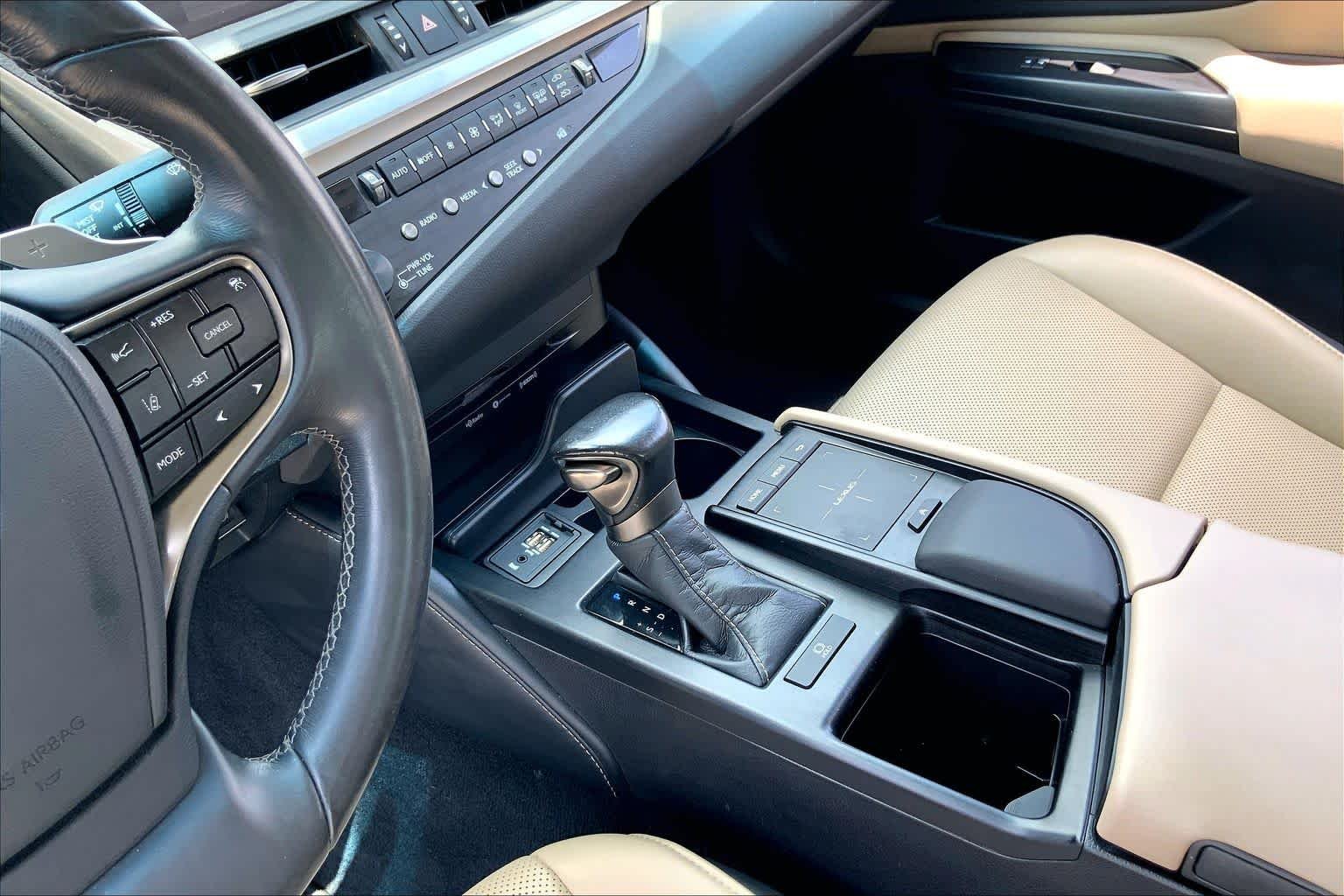 Used 2019 Nightfall Mica Lexus  image 16