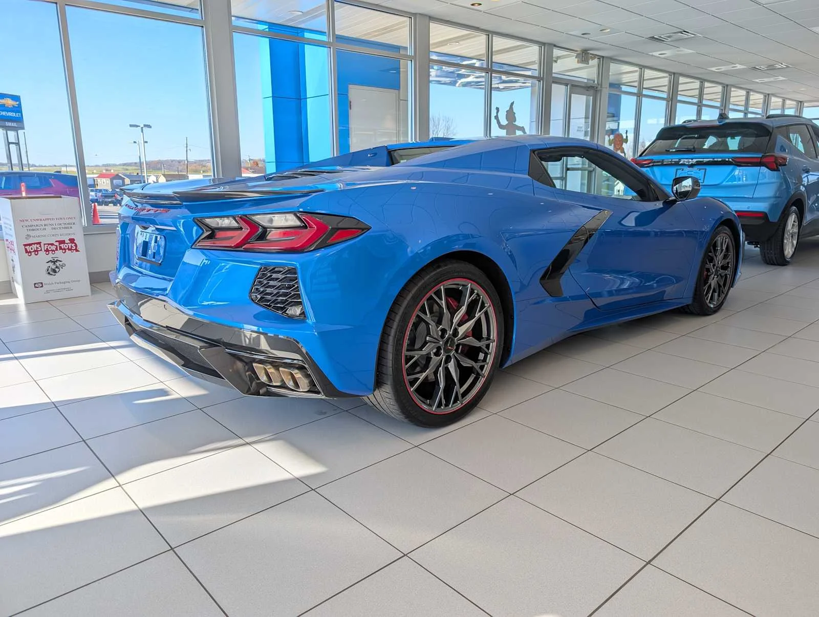 Used 2024 Riptide Blue Metallic Chevrolet 3LT image 8