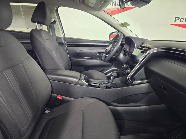 Used 2023 White Pearl Hyundai SEL image 3