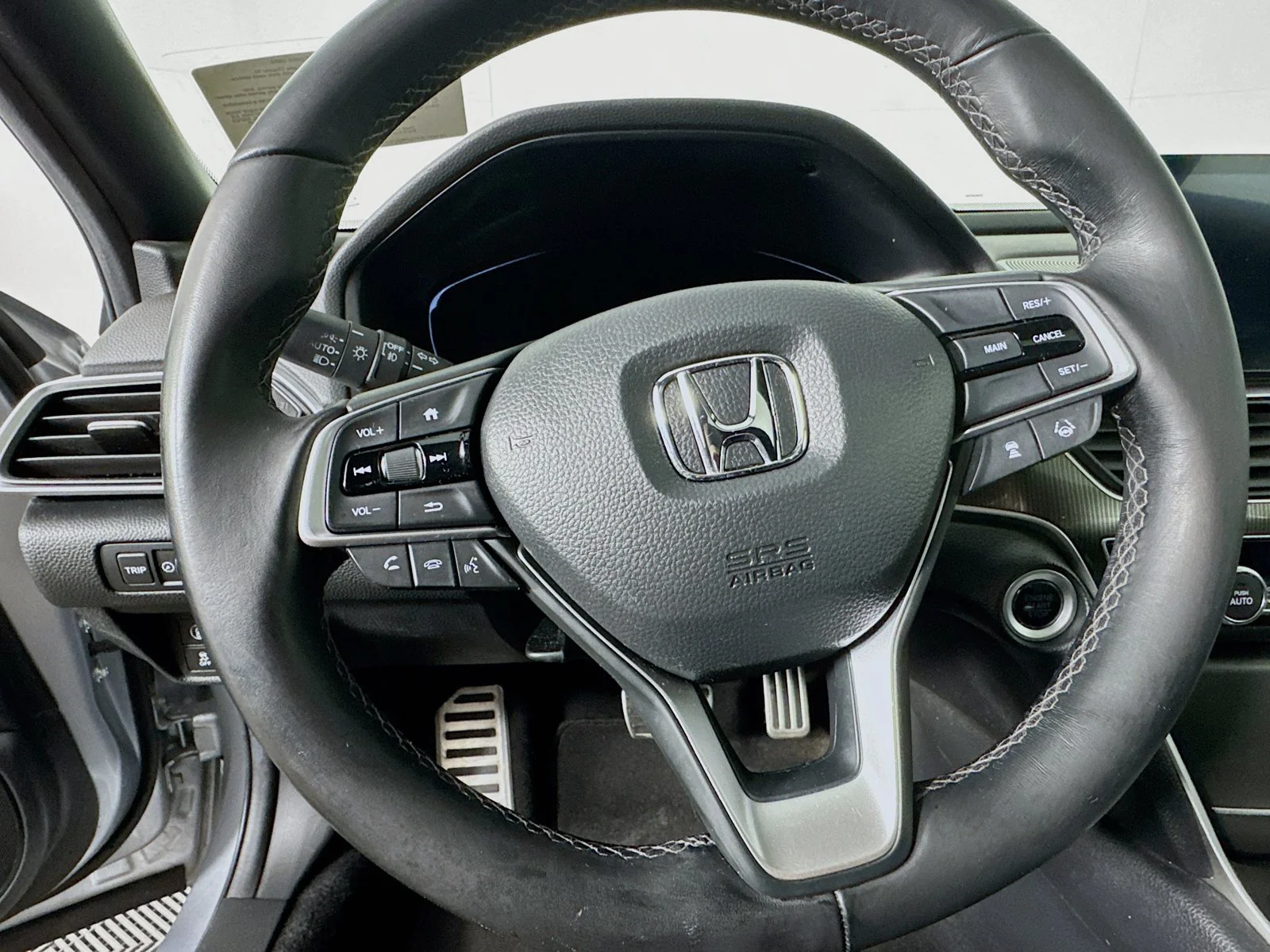 Used 2020 Silver Honda EX image 15
