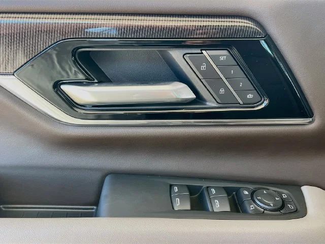 2027 GMC Yukon Elevation - Photo 13