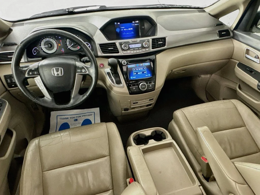 Used 2015 White Honda EX-L image 27