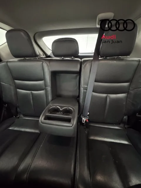 Used 2015 Gray Nissan SL image 16