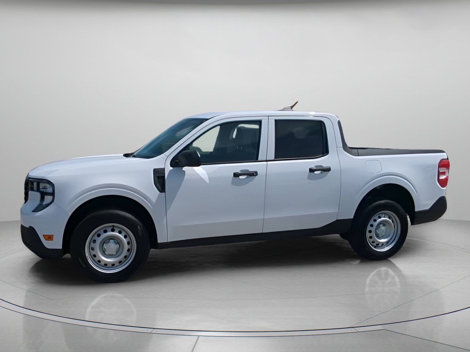2026 Ford Maverick XL - Photo 12