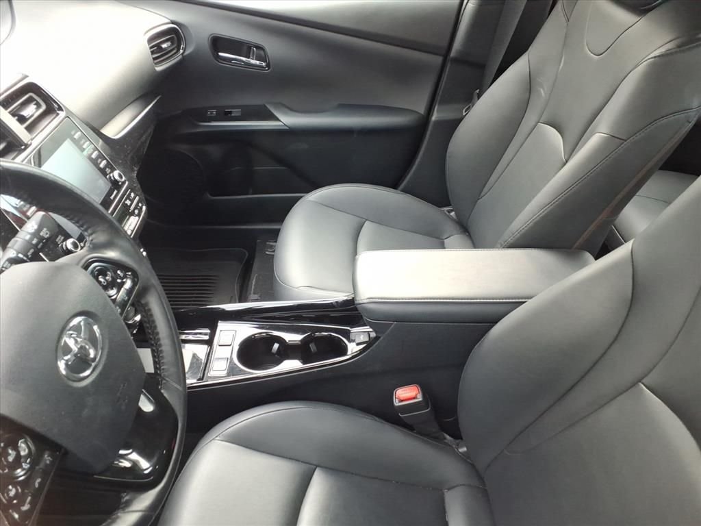 Certified Used 2022 Red Toyota XLE image 9