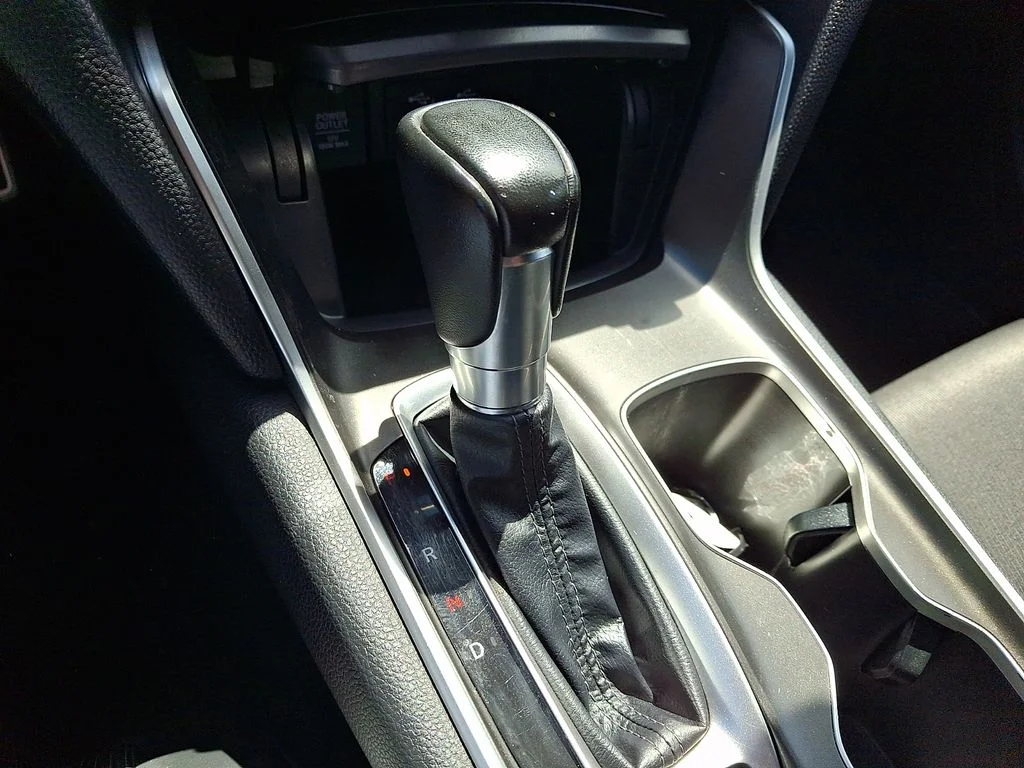 2022 Honda Accord Sport - Photo 14