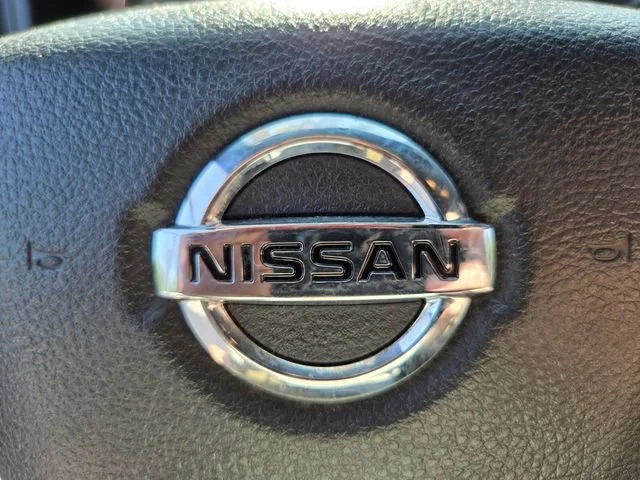 Used 2018 White Nissan SL image 36