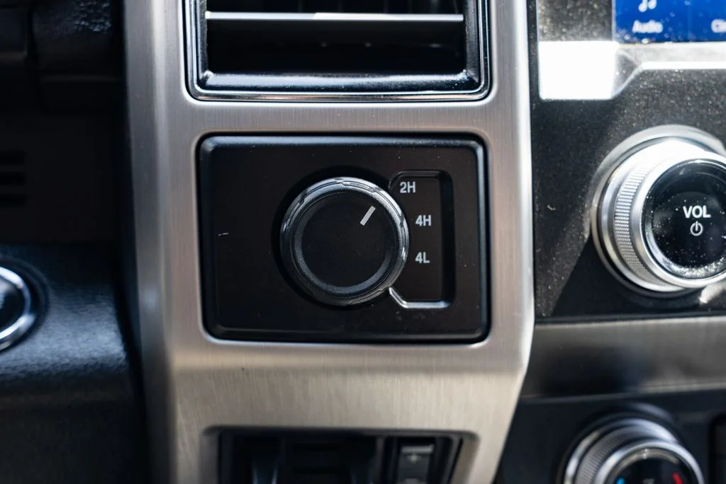 Used 2020 Black Ford Platinum image 20