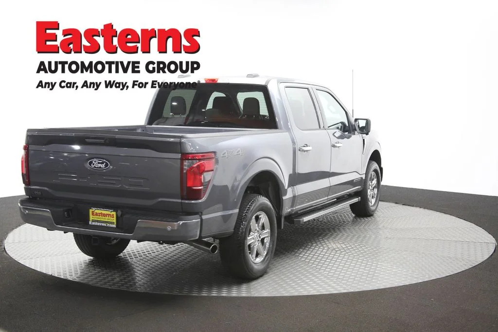 Used 2024 Gray Ford XLT image 40