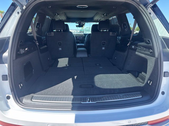 New 2027 Bright White Clear-Coat Paint Jeep Summit image 5