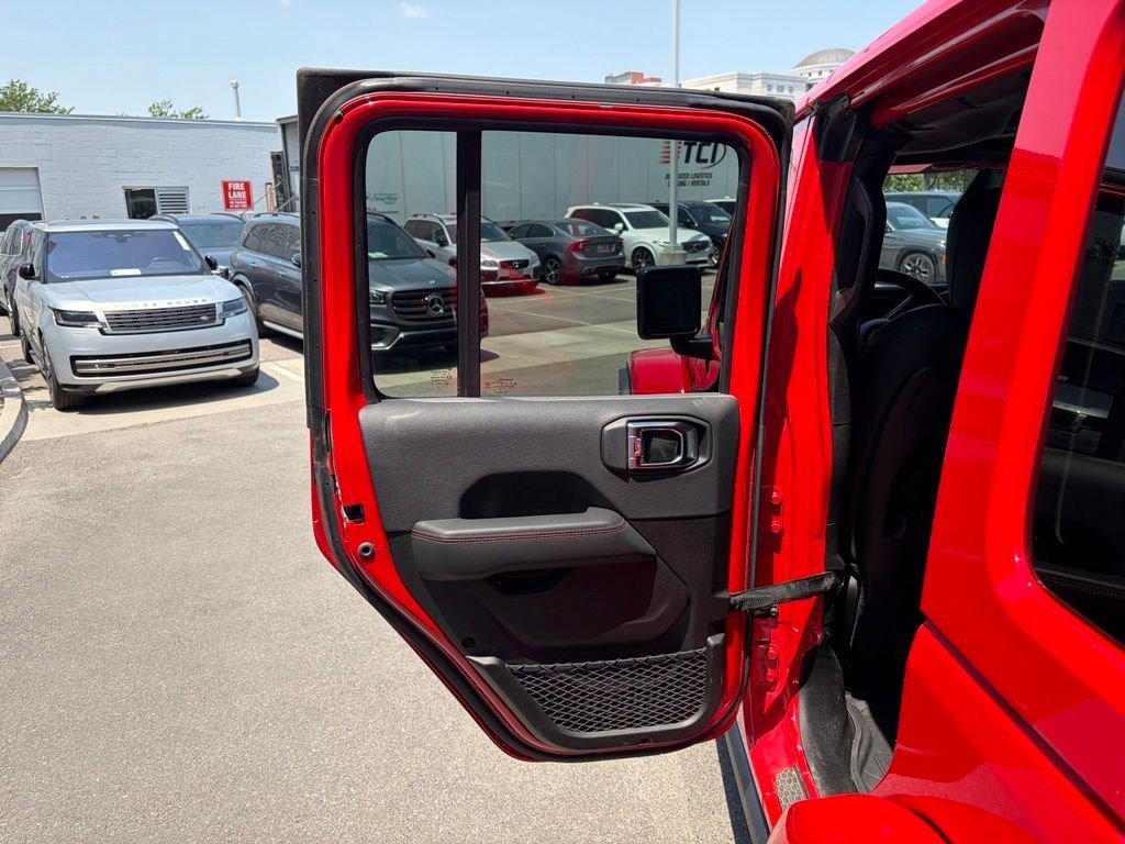 Used 2025 Firecracker Red Clearcoat Jeep Rubicon X image 16