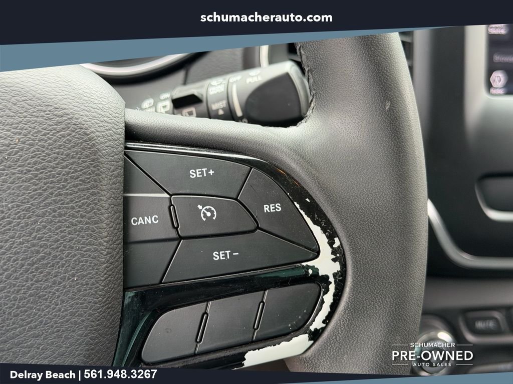 Used 2020 Black Jeep Latitude Plus image 24